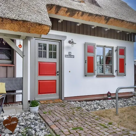 Holiday home Grosse Lage 16 Klein Stresow Ruegen By Ruyastay *