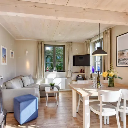 Ferienhaus Große Lage 16 Klein Stresow Rügen By Ruyastay Putbus