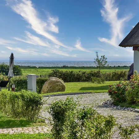 Grosse Lage 16 Klein Stresow Ruegen By Ruyastay Casa de Férias Putbus