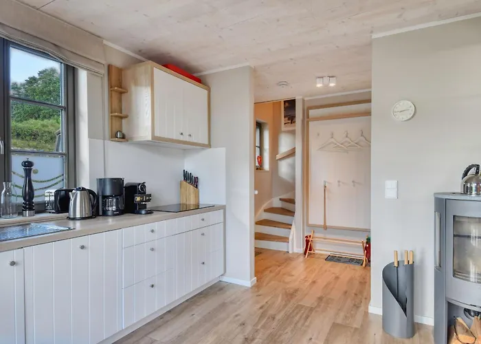 Ferienhaus Große Lage 16 Klein Stresow Rügen By Ruyastay